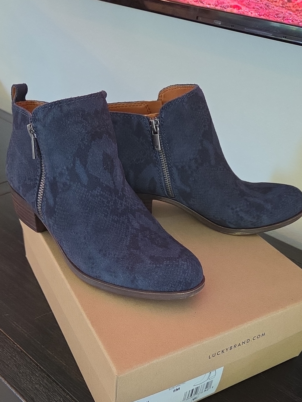 Lucky Brand Dark Navy Suede Side-Zip Ankle Booties-Size 8- Like New